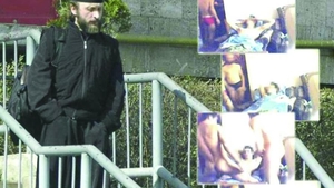 Sex in grup in haine bisericesti