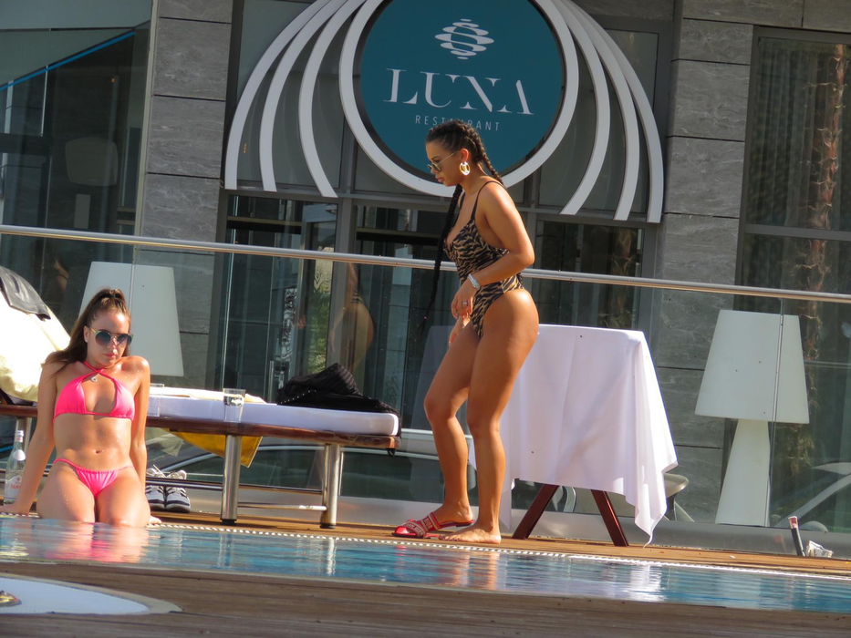 Andra Volos a "defilat" spre deliciul privitorilor