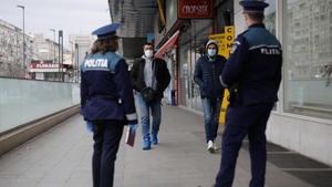 Atenție, români! Guvernul a schimbat regimul stării de urgență, referitor la ieșirea din casă