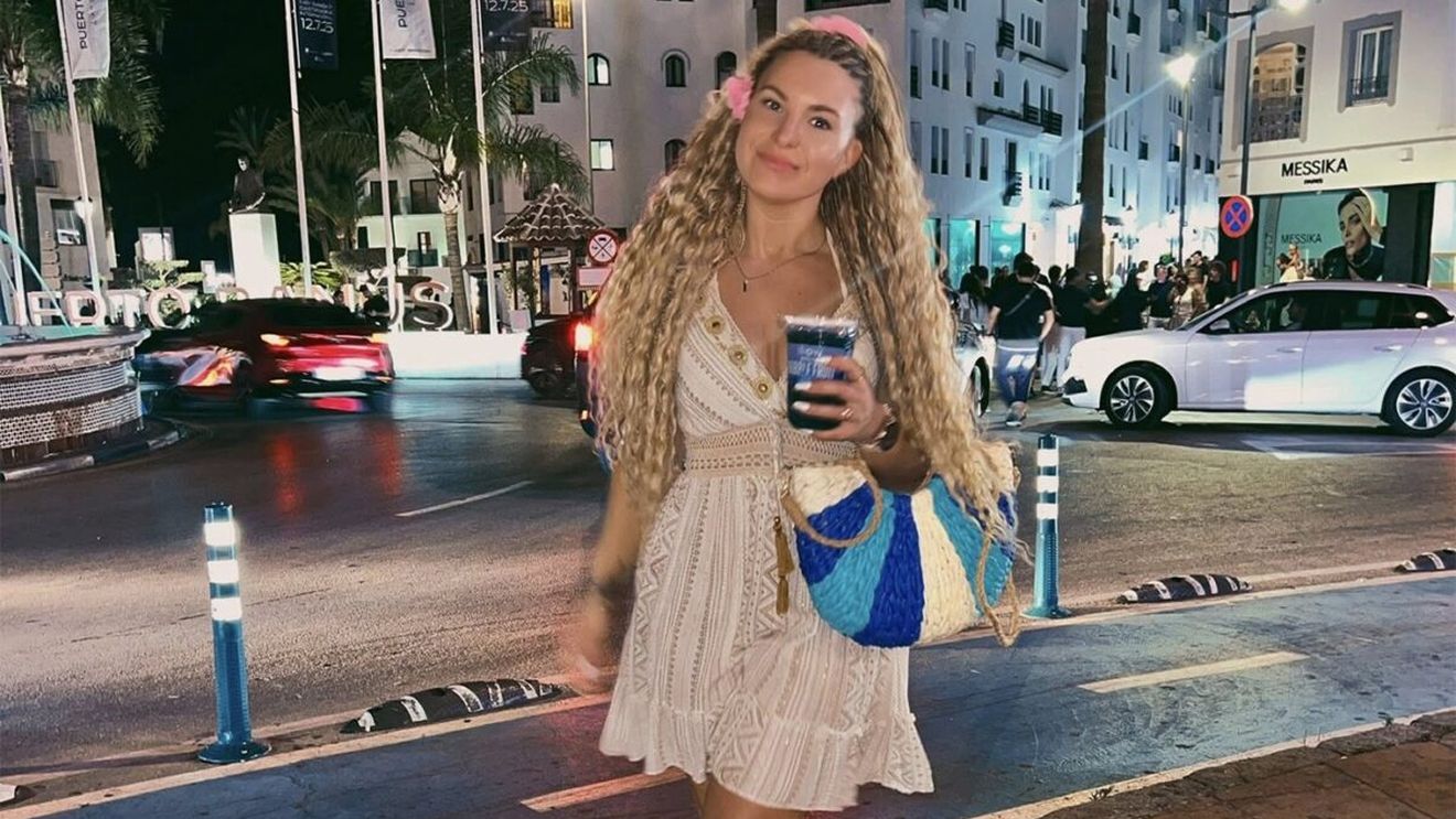 Ce a pățit Mirela din Turnu Măgurele, după ce s-a mutat în Spania. Cum au poreclit-o colegii, după ce au aflat că este româncă