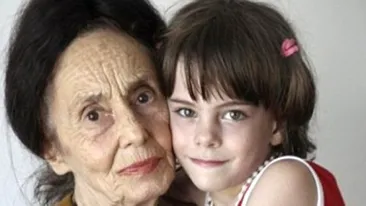 IMAGINI INCREDIBILE! N-o sa-ti vina sa crezi cum arata in tinerete Adriana Iliescu, cea mai batrana mama din lume!