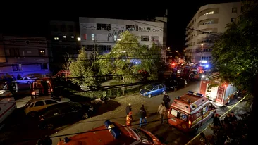 Mamele tinerilor care au murit la Colectiv, mărturii în lacrimi: A fost scos și aruncat pe caldarâm + Sufletul meu este mort...