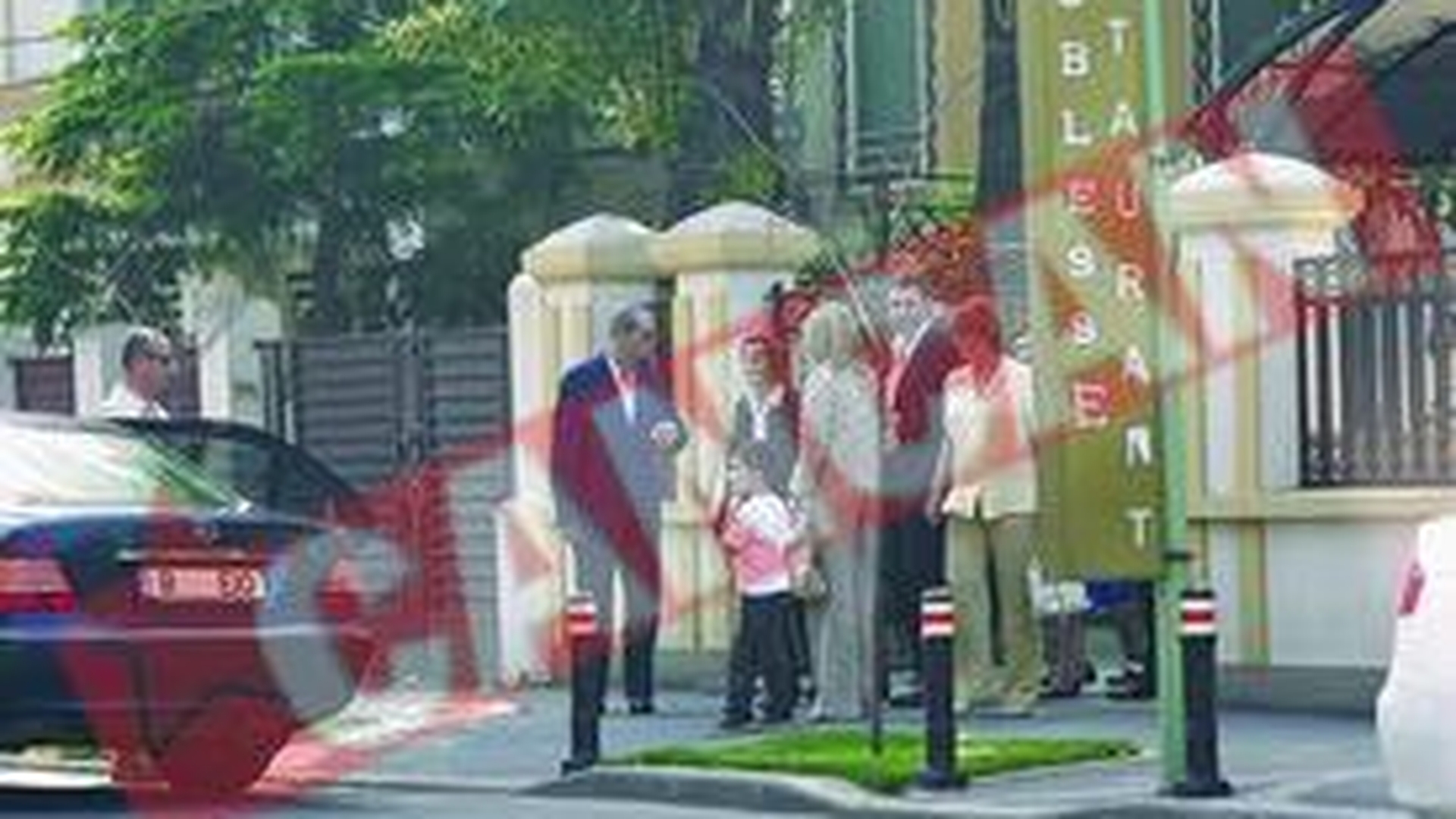 Mama premierului si-a serbat ziua cu Regele Mihai