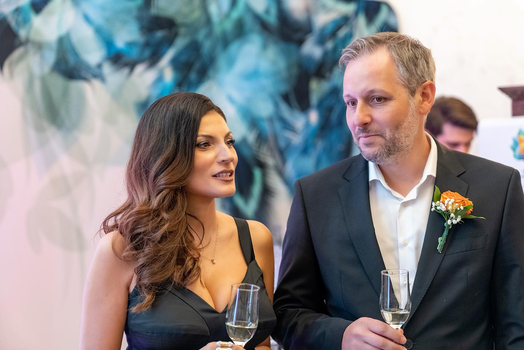“Poate ar fi cazul să mă retrag!” Ioana Ginghină, în pericol să se lase de meserie?! De ce nu a preluat numele actualului soț?