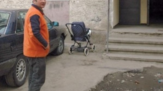 Ce se intampla in aceste momente cu "Mancatorul de femei" din Radauti! Din ce face bani dupa ce a fost eliberat din puscarie!