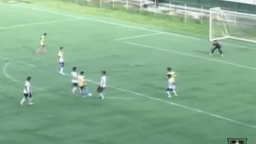 A dat GOL, insa A MURIT la doar cateva secunde! Ce s-a intamplat cu un fotbalist, chiar sub ochii suporterilor care il aplaudau