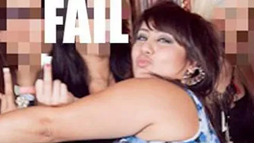 N-o sa-ti vina sa crezi ce detaliu i-a scapat acestei americance sexy!