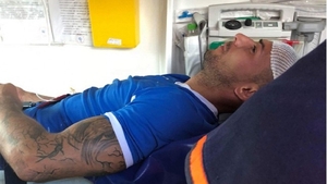 VIDEO. Bătaie cruntă la un meci de fotbal din Dâmbovița. Căpitanul Unirii Bucșani, dus cu salvarea la spital