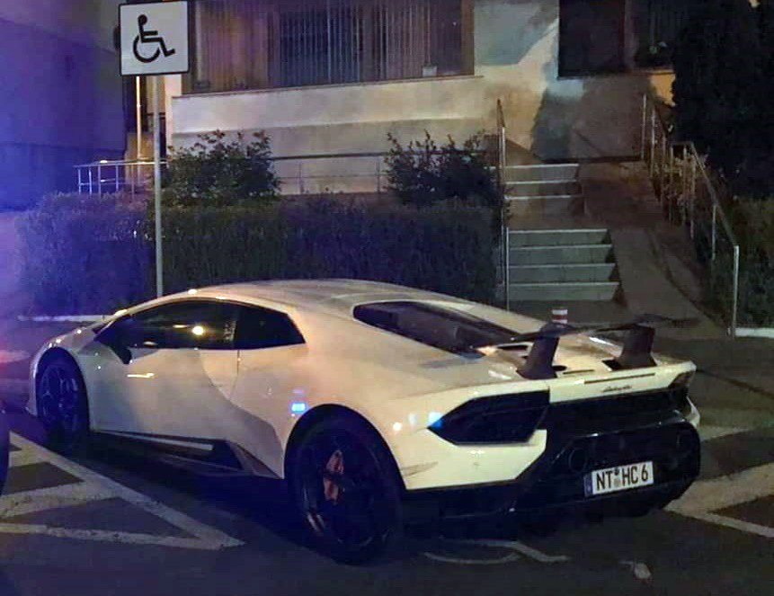 Bolidul confiscat și care aparține lui Daniel Rafte valorează aproximativ 200.000 de euro