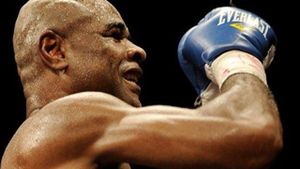 Lucian Bute l-a trimis in spital pe Glen Johnson!