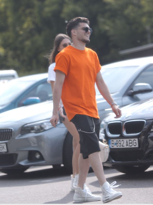 Ianis și Elena, plimbare prin parcul Herăstrău