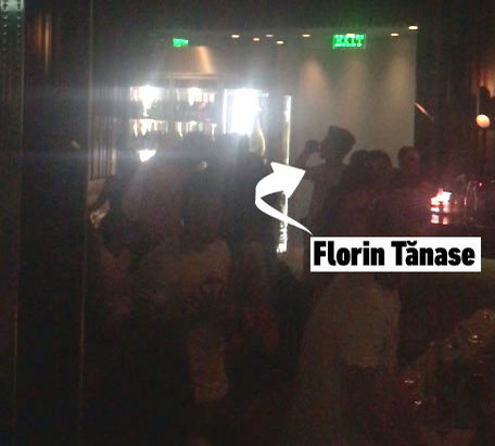 Florin Tănase a scurs sticlele de vin și a agresat un client din club
