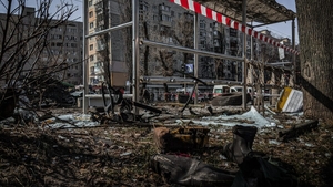 Risc uriaș de holeră în Ucraina! Sub fiecare bloc bombardat din Mariupol se află zeci de cadavre