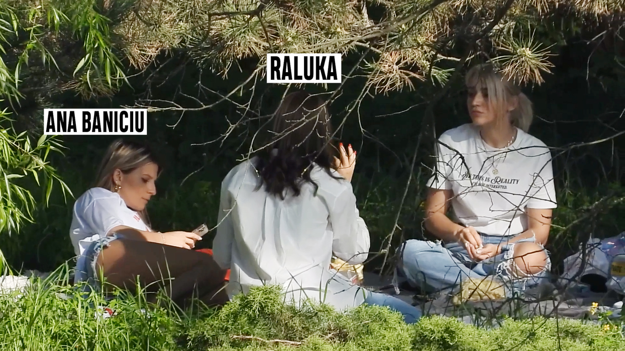Ana Baniciu și Raluka, imagini interzise minorilor oferite în parc