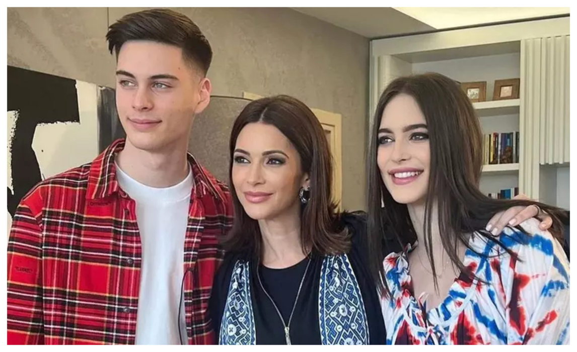 Andreea Berecleanu este mândră de copiii ei / Sursa foto: Social media