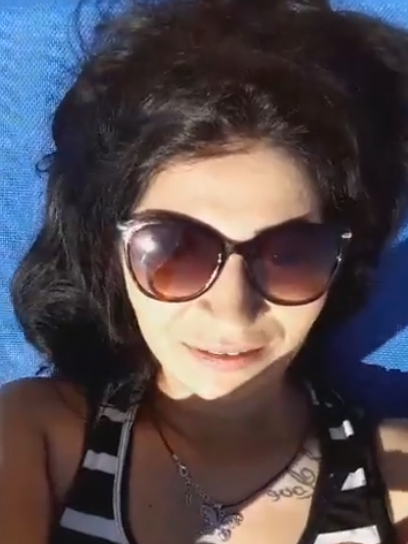 Ramona a fost cerută în căsătorie când se intrase în direct pe Facebook