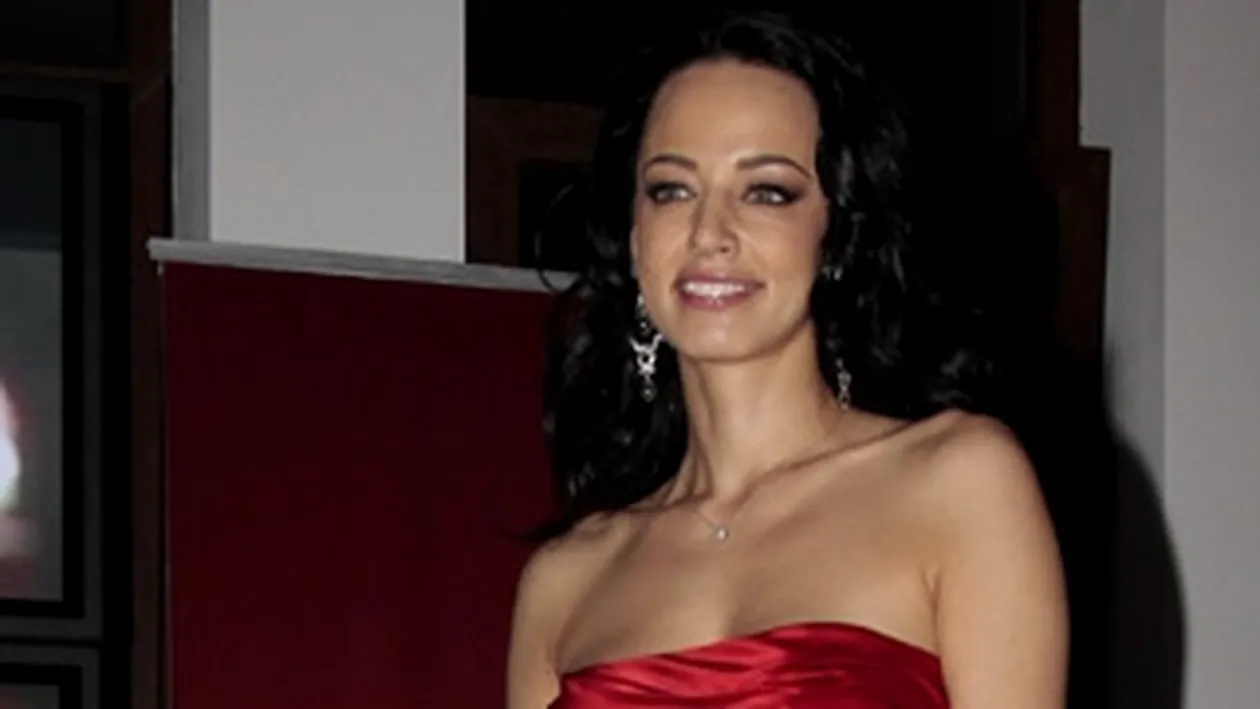 Andreea Raicu, ingrijorata de silueta fanilor ei