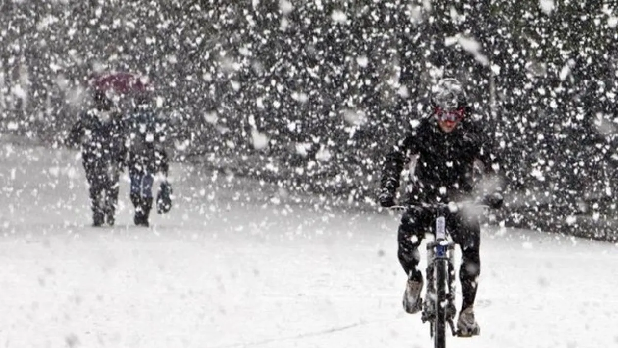 Vin gerul si nisorile! Vezi cum va fi vremea pana vineri si cand vom vedea prima zapada in Capitala