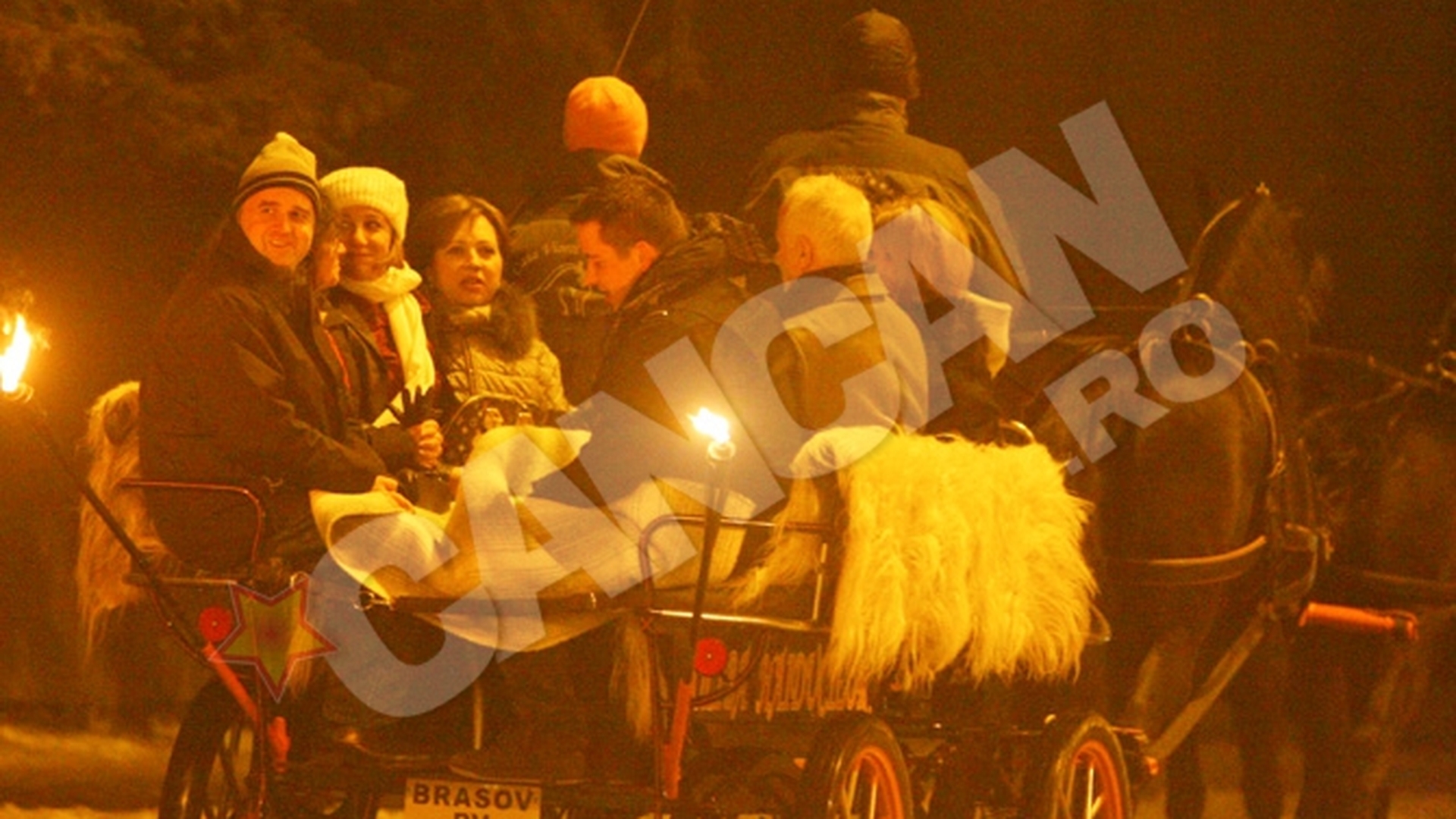 Costel Casuneanu, aventuri la Poiana Brasov! Fotografii de colectie cu familia unuia dintre cei mai bogati romani: "regele asfaltului" se simte bine si in caruta!