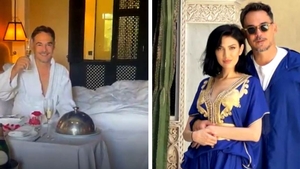 Cum şi-a sărbătorit Răzvan Simion ziua de naştere. Iubita prezentatorului i-a pregătit o surpriză neaşteptată