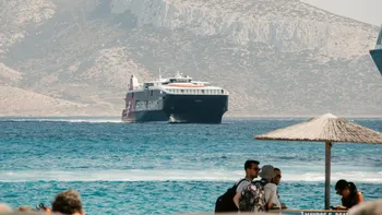 Tot ce trebuie să știi despre programul feriboturilor din Grecia 2026. Cum să cumperi bilete online