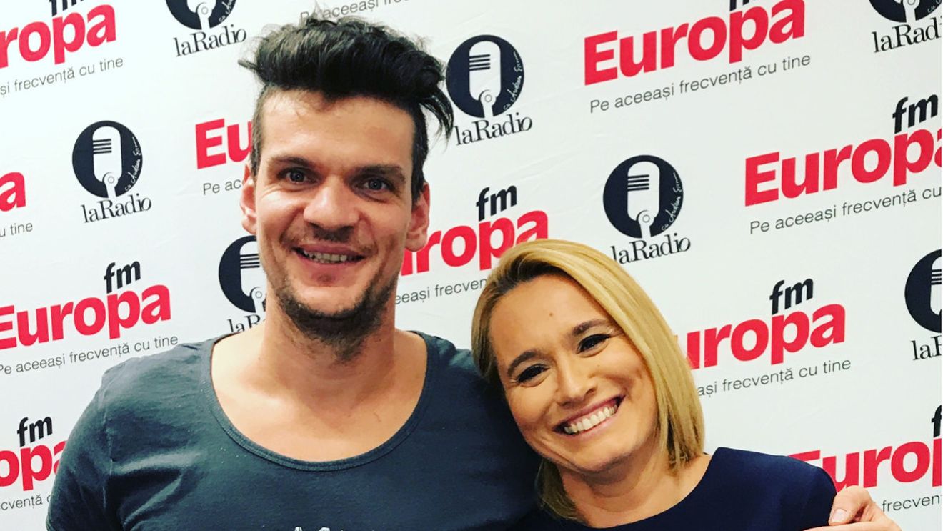 Tudor Chirilă, îndrăgostit nebuneşte de Andreea Esca! Ştirista a reacţionat imediat şi a confirmat povestea
