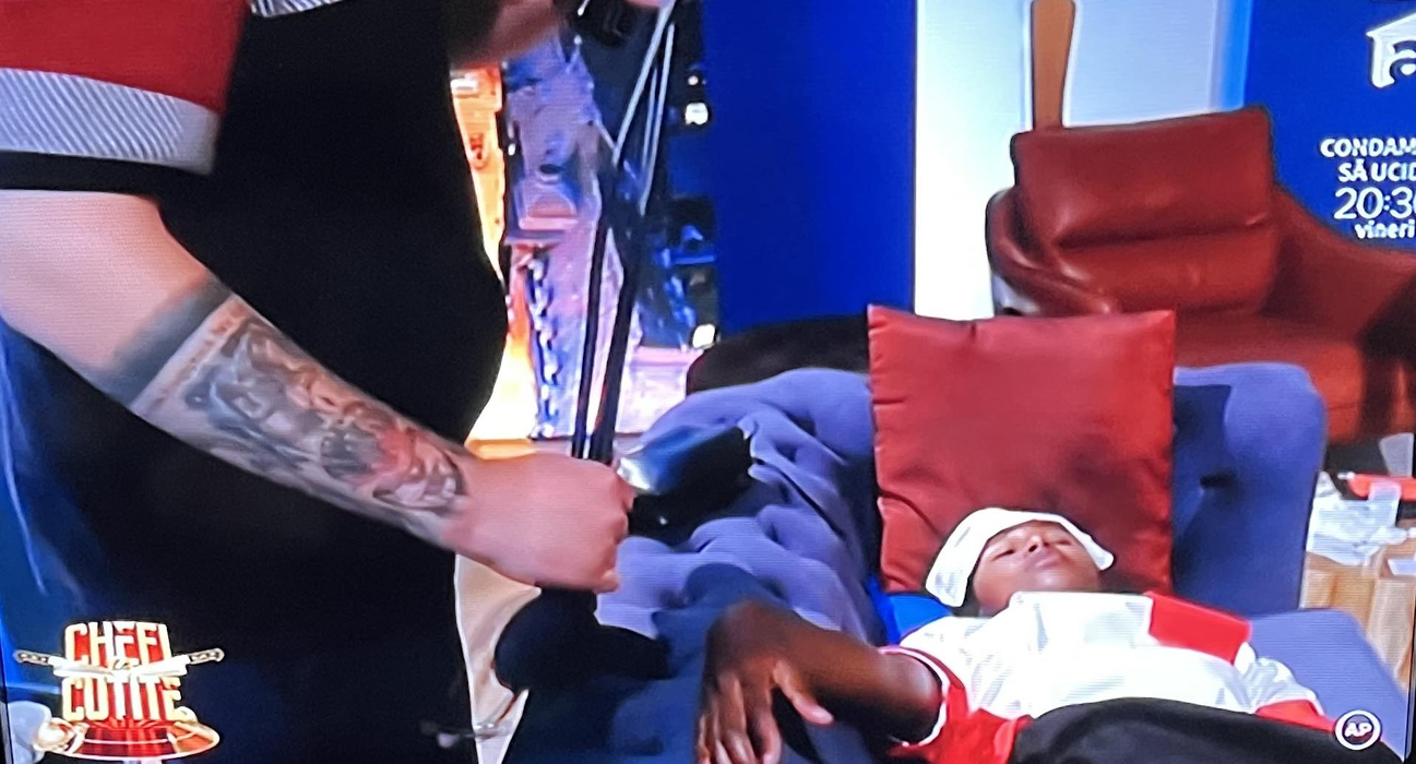 Panică în platoul Chefi la cuțite! Concurenta din echipa lui Sorin Bontea a leșinat în timpul probei, iar medicii au intervenit de urgență