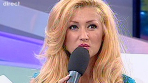VIDEO Fetele de la Bambi, 12 ani de cariera muzicala! Vezi ce spun despre melodia "Doi ochi caprui", cu care s-au lansat