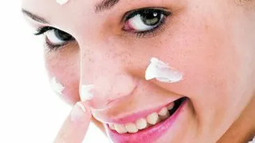 Cum sa-ti ingrijesti tenul acasa