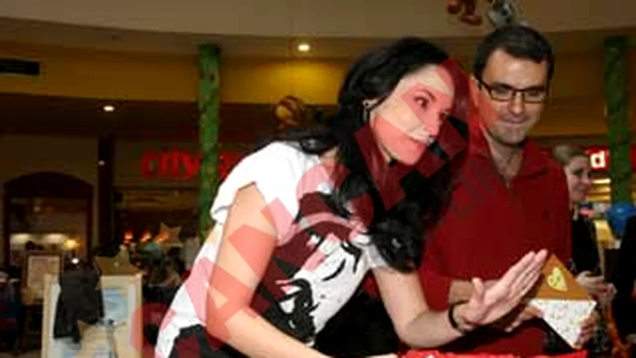 Andreea Marin si Lucian Mandruta au strans 1300 lei in doua ore