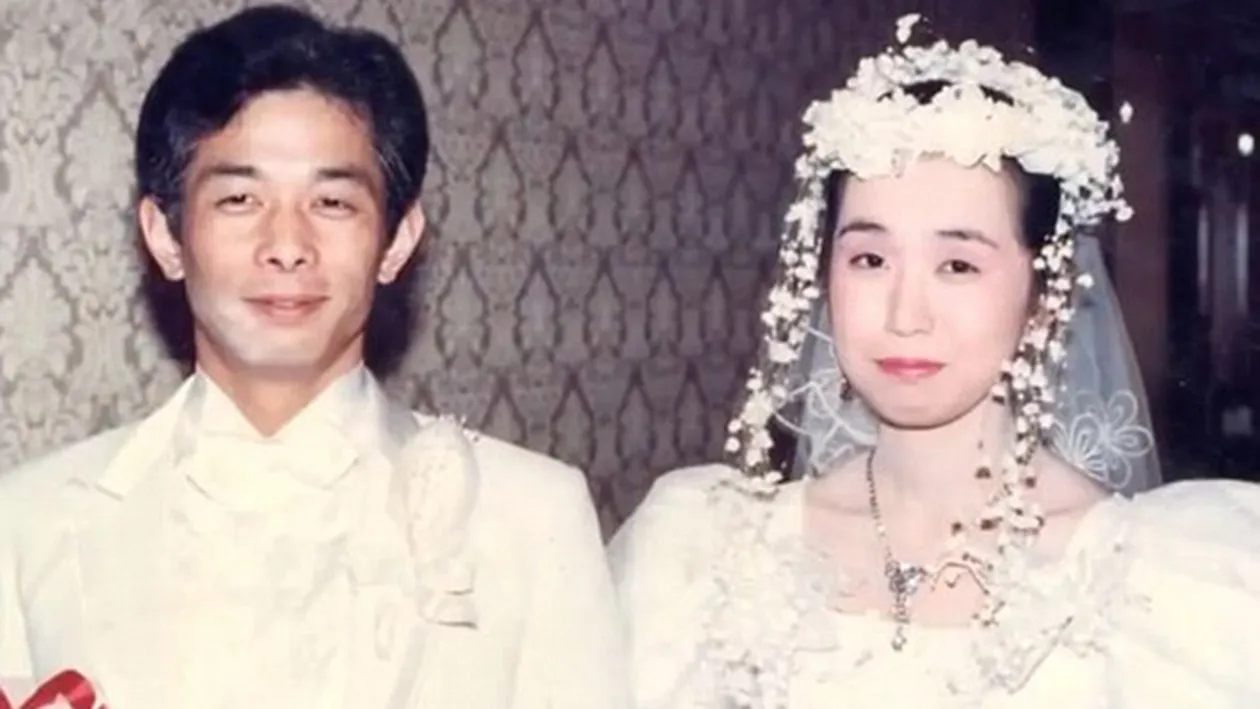 Un bărbat nu a vorbit cu soţia lui timp de 20 de ani, dar aceştia încă trăiesc împreună!! Care este motivul incredibil pentru care a făcut asta