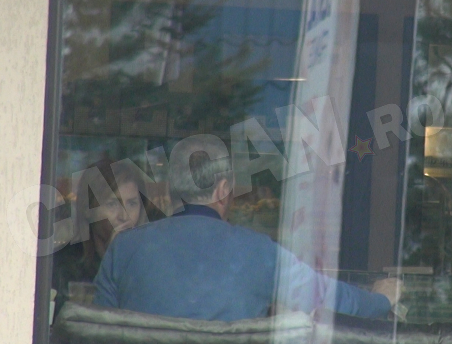 Mircea Rednic antrenează în cafenele. Ce a făcut tehnicianul la întâlnirea cu o femeie