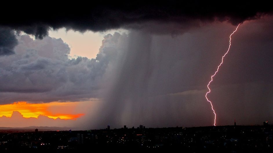 Prognoza meteo 18 iunie: Furtuni puternice în mare parte a țării