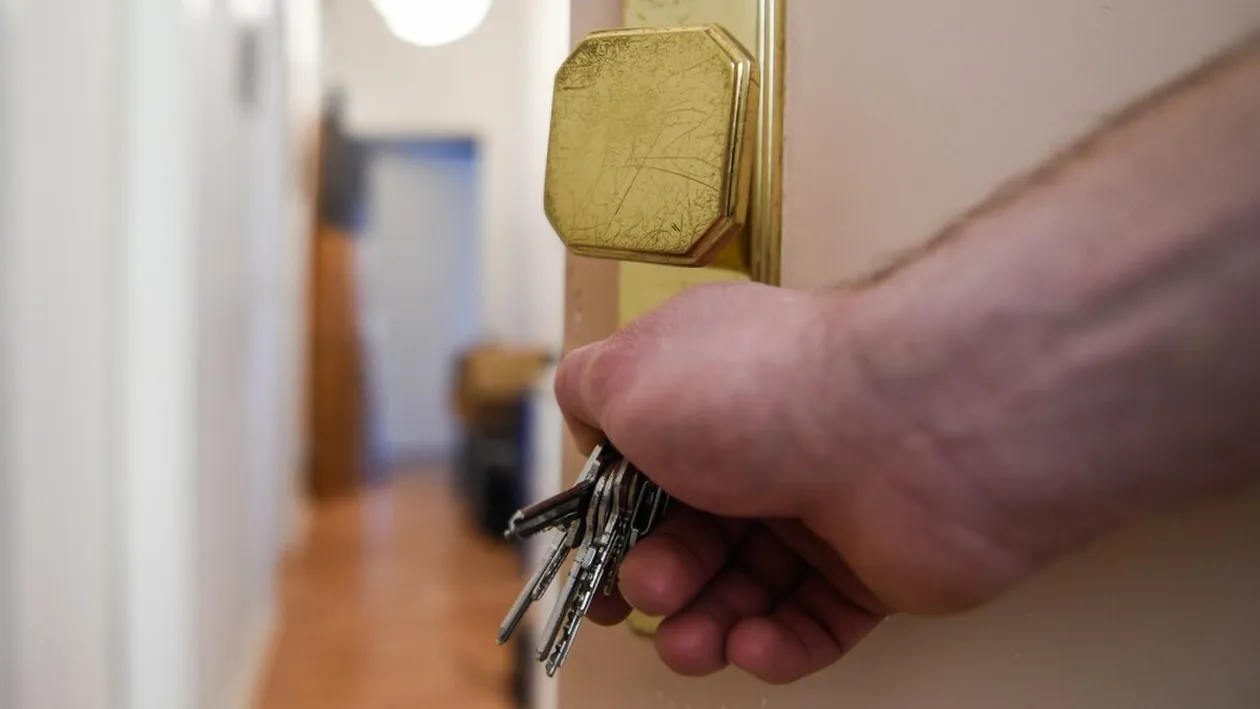 Un român din Germania, uluit total de prețul cerut ca să se mute în chirie: 6.000 de euro. Care e motivul proprietarului