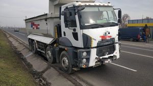 Tragedie la Mărășești! Un bărbat a murit după ce roata unui camion i-a sărit în cap