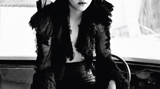 VIDEO Kristen Stewart: "N-am iesit niciodata cu un tip atractiv!"