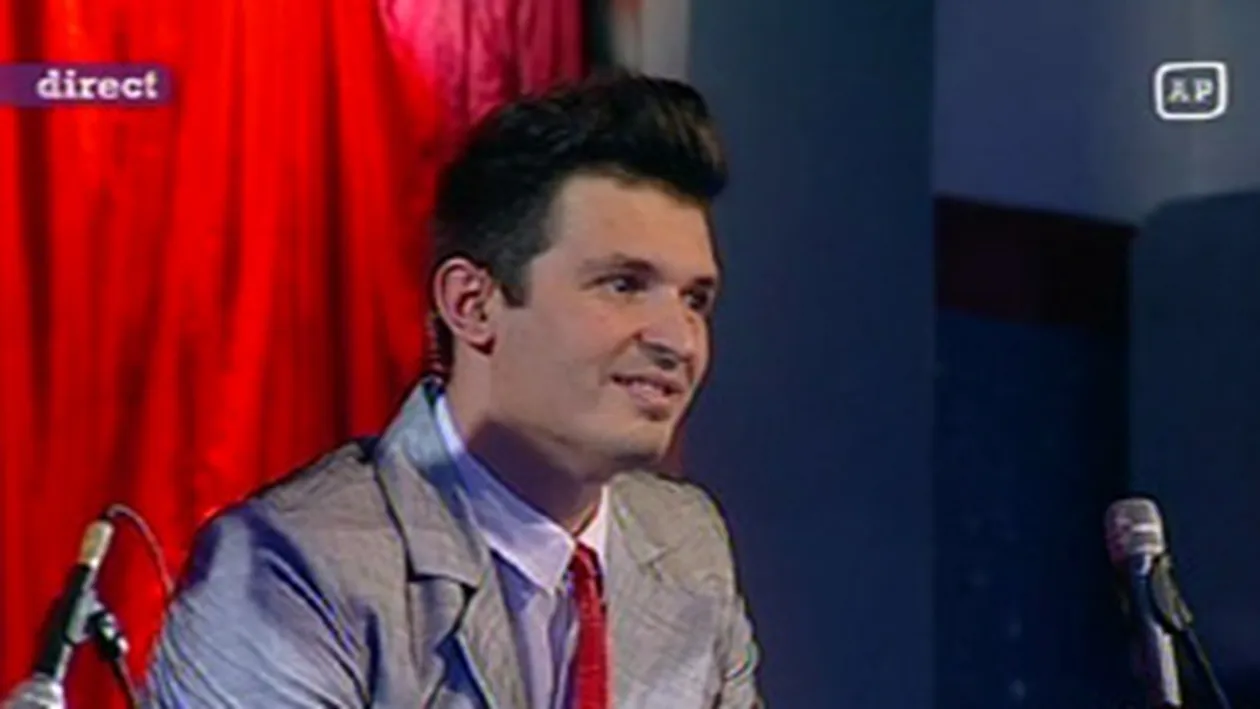 VIDEO Alin Pascal s-a apucat de cantat cu vocea la 26 de ani! Nici macar la dus nu cantam