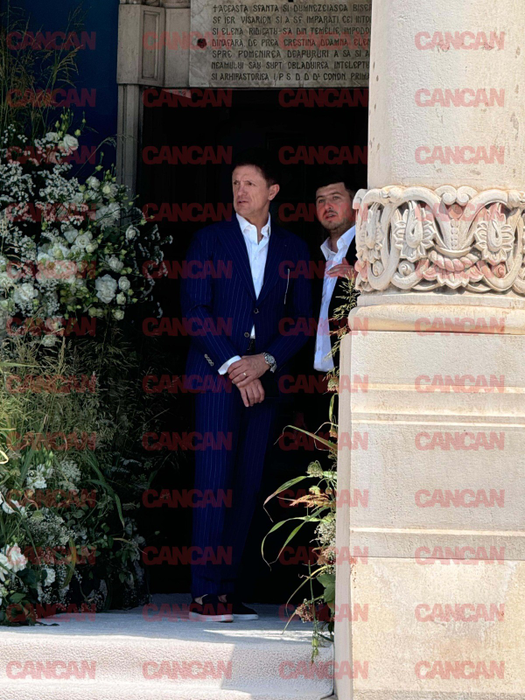 Gică Popescu a ajuns printre primii invitați la biserică la nunta lui Ianis Hagi. Foto: CANCAN.RO