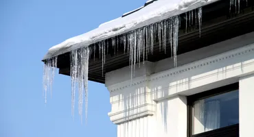 Anunțul momentului, după ce o femeie a fost ucisă de o bucată de gheață în Chiajna. Apelul făcut de autorități