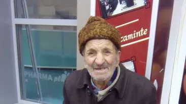 Povestea absolut emoţionantă a unui bătrânel din Suceava! Ce face acesta pentru a câştiga câţiva bănuţi