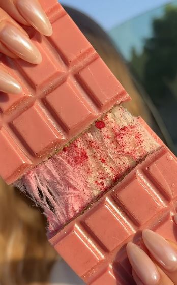 Ciocolata Dubai este ISTORIE! Cum arată cioco Angel Hair, dulcele care promite să devină isteria verii