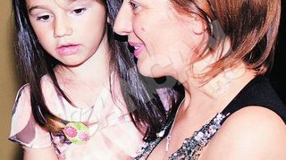 Lupta micutei de sase ani continua! Kassandra, la a 29-a operatie pentru o viata normala
