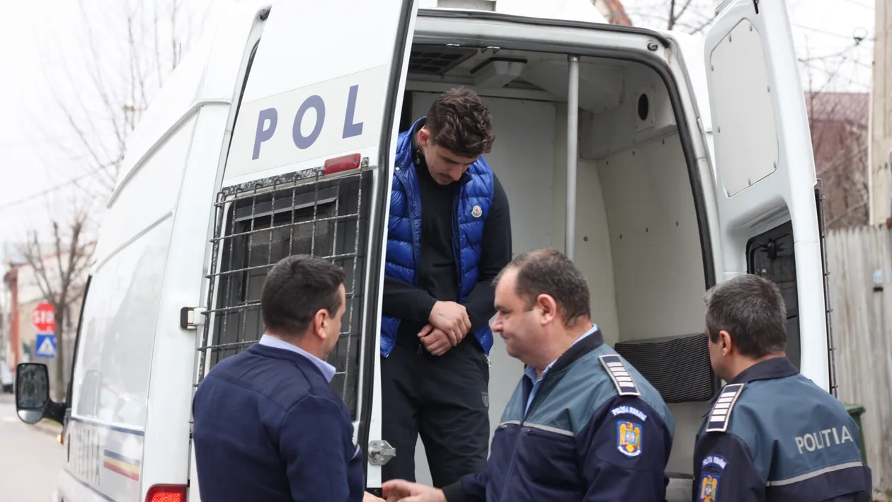 Fiul unei judecătoare din Craiova a fost arestat pentru că a încălcat prevederile controlului judiciar. În ce scandaluri a fost implicat Andrei Lazăr