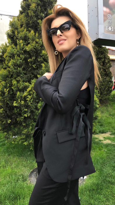 Diana Bișinicu ar fi divorțat în mare secret! Cântăreața a devenit soția lui Cătălin Andrieş în urmă cu aproape 9 ani, iar Gabriela Cristea și Marcel Toader le-au fost nași