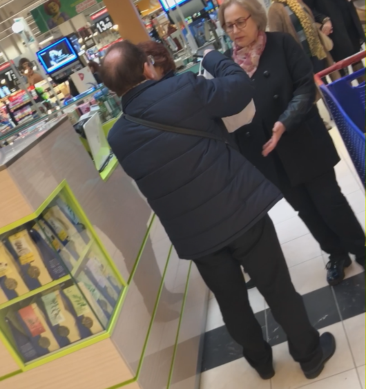 Cornel Palade nu se uită la bani când iese cu soţia la cumpărături