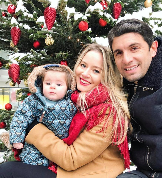 Laura Cosoi, însărcinată pentru a doua oară?! A dezvăluit chiar ea răspunsul, după ce a fost pozată cu o burtică suspectă