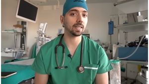 Ce salariu are un medic de la ATI din Cluj. Paul Oargă s-a întors din Irlanda pentru a lucra în România
