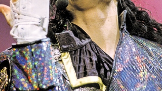 Michael Jackson, legenda continua: moartea lui poate fi o inscenare