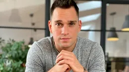 Vlad Gherman, în lacrimi la mormântul bunicului. Ritualul pe care îl are de fiecare dată când merge la locul de veci