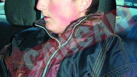 "Viorel tragea pe camp cu pusca, la vanatoare"